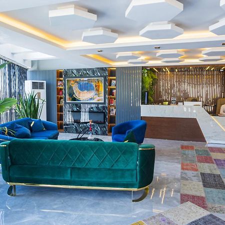 Luxury Airport Hotel By Zazzoni-Istanbul Airport Arnavutkoy Екстериор снимка