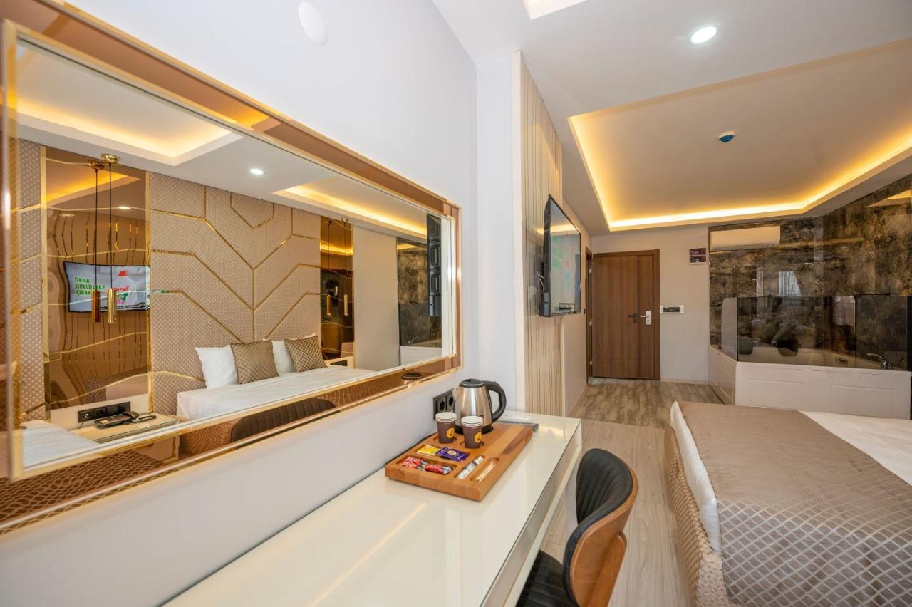 Luxury Airport Hotel By Zazzoni-Istanbul Airport Arnavutkoy Екстериор снимка