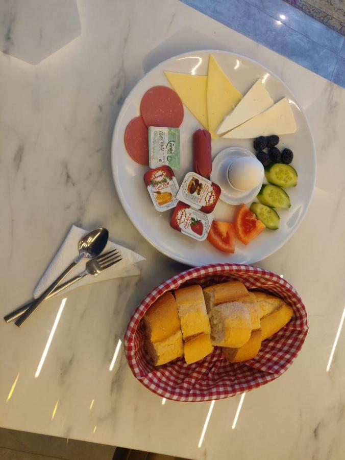 Luxury Airport Hotel By Zazzoni-Istanbul Airport Arnavutkoy Екстериор снимка