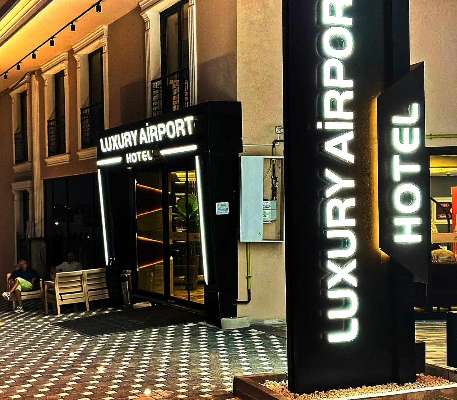 Luxury Airport Hotel By Zazzoni-Istanbul Airport Arnavutkoy Екстериор снимка